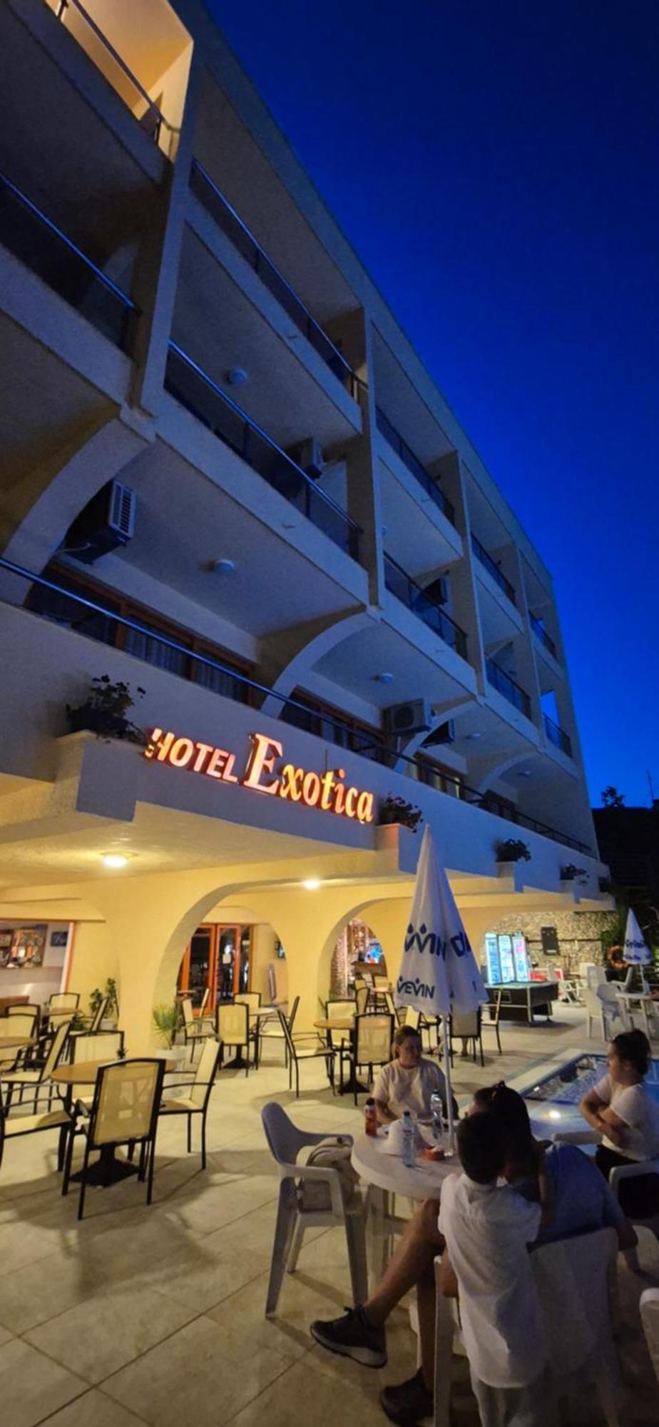 Hotel Exotica 골든샌드 외부 사진